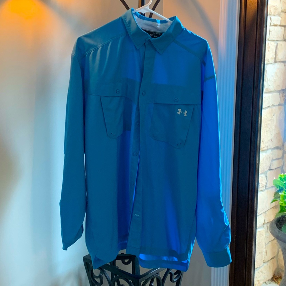 Under Armour Heat Gear outdoor fish/hike shirt